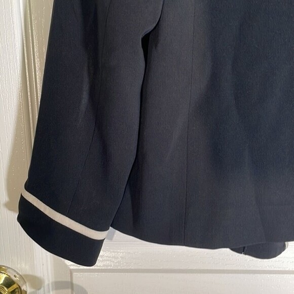 Talbots Classic Button-Up Blazer Petites Woman’s Size 4 Long Sleeve - Picture 11 of 12